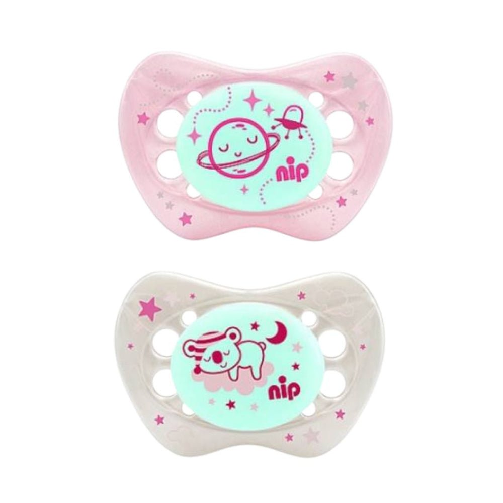 Nip- Smokker Selvlysende Night 2pk 0-6 mnd Rosa - Guttelus.no